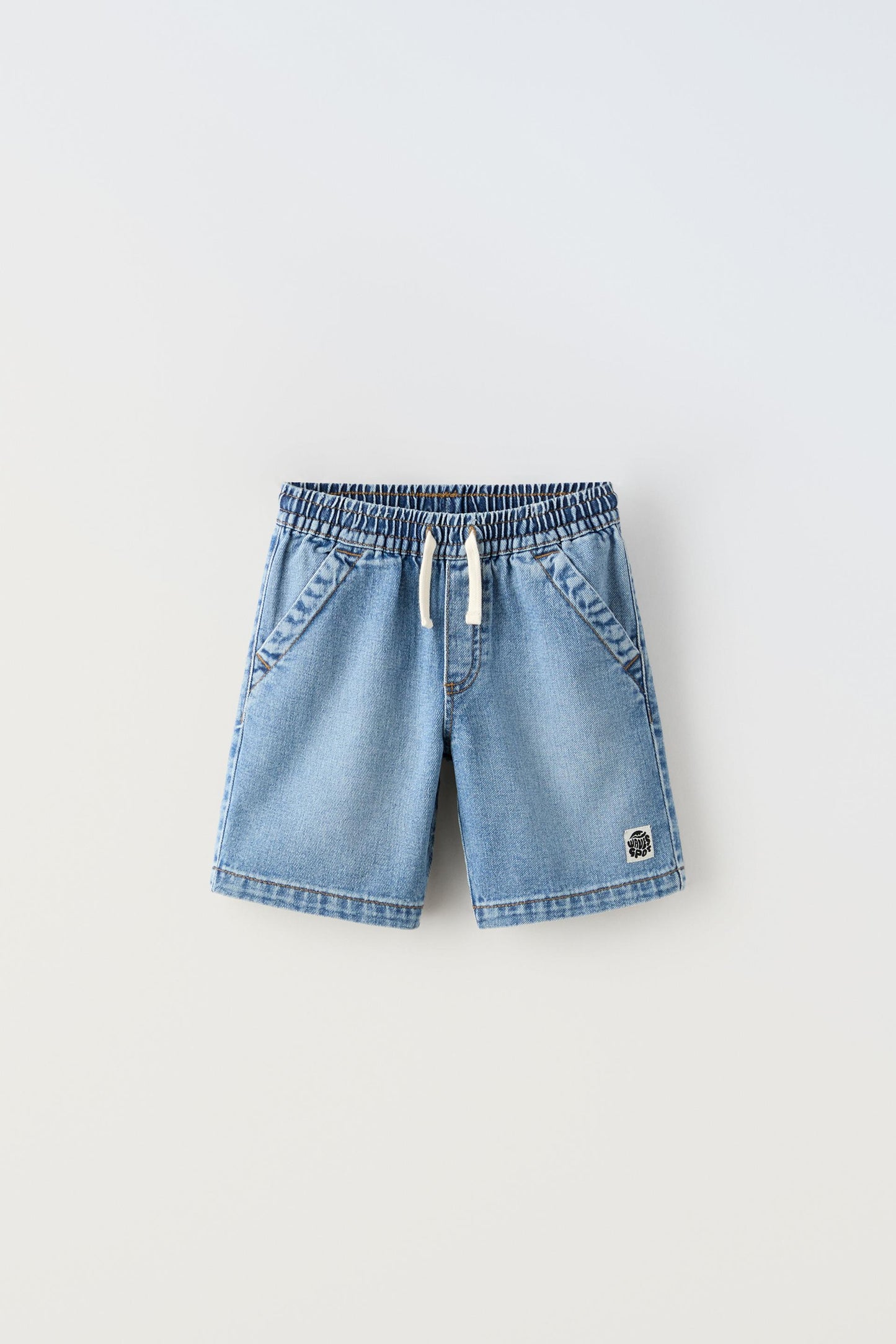 Short jean con cordon ajustable