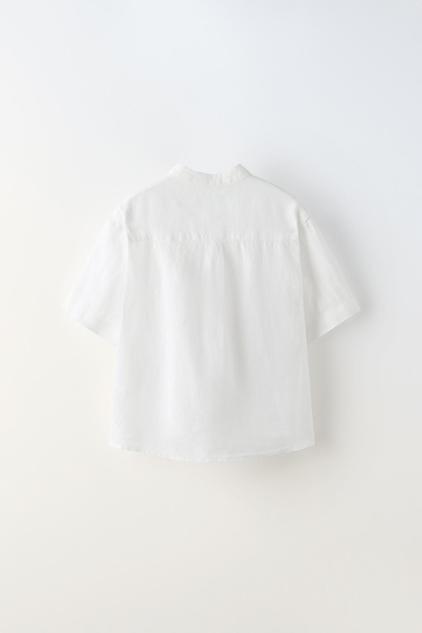 Camisa blanca de lino