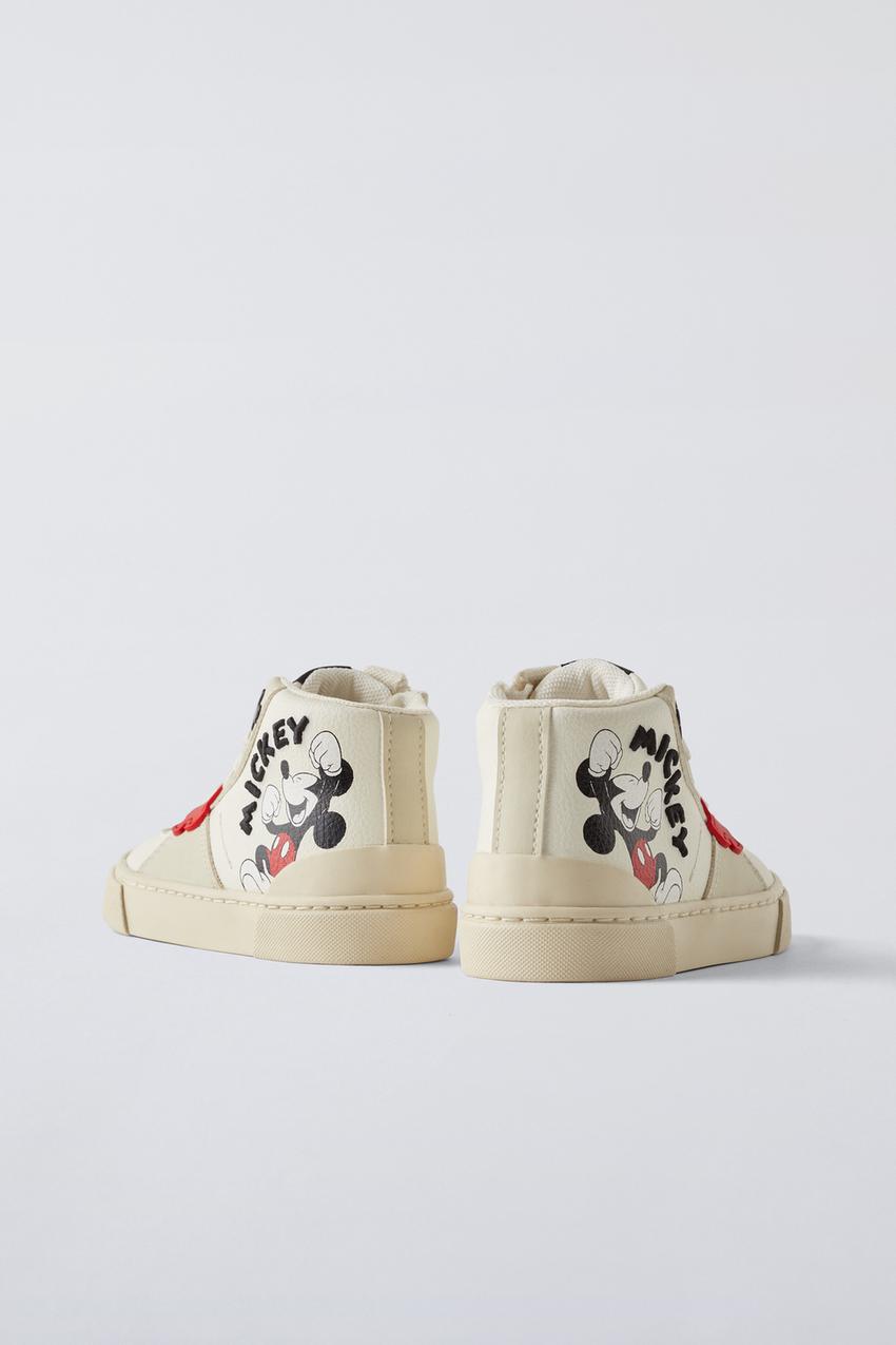 Zapato mickey mouse