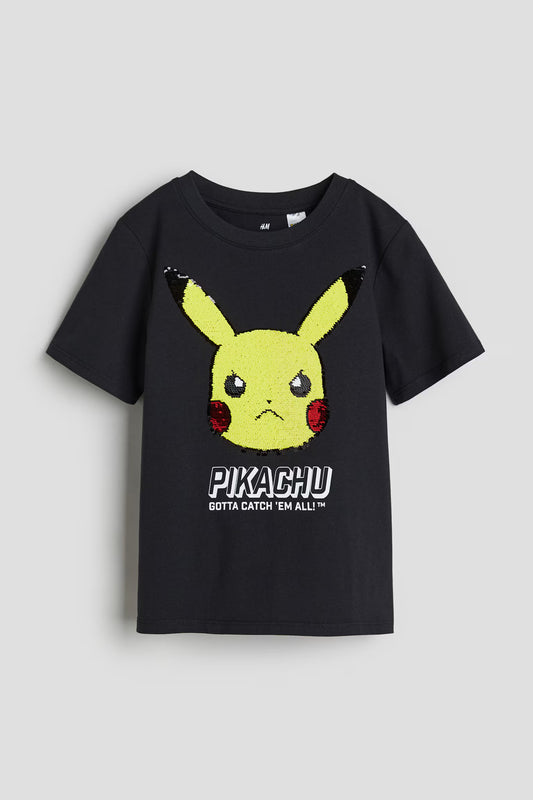 Polera pokemon con lentejuelas