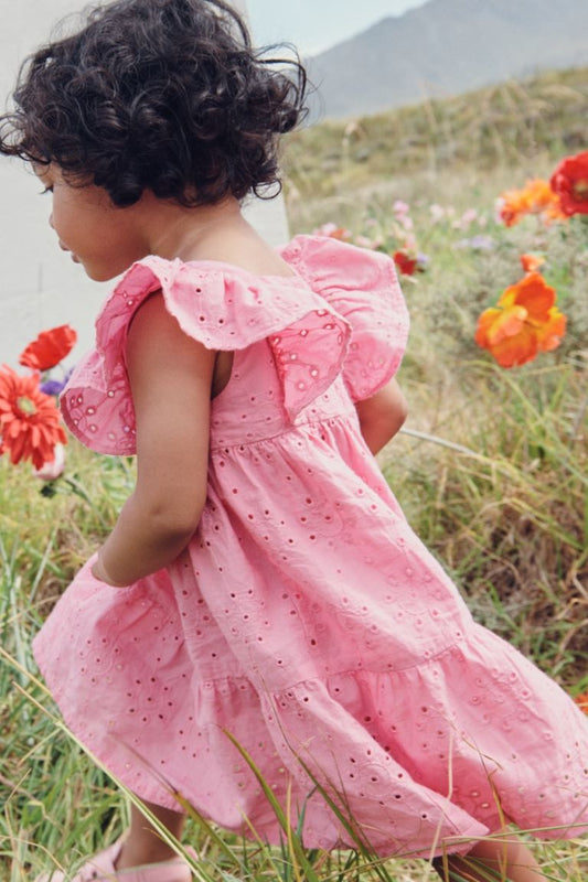 Vestido rosa con bordado ingles