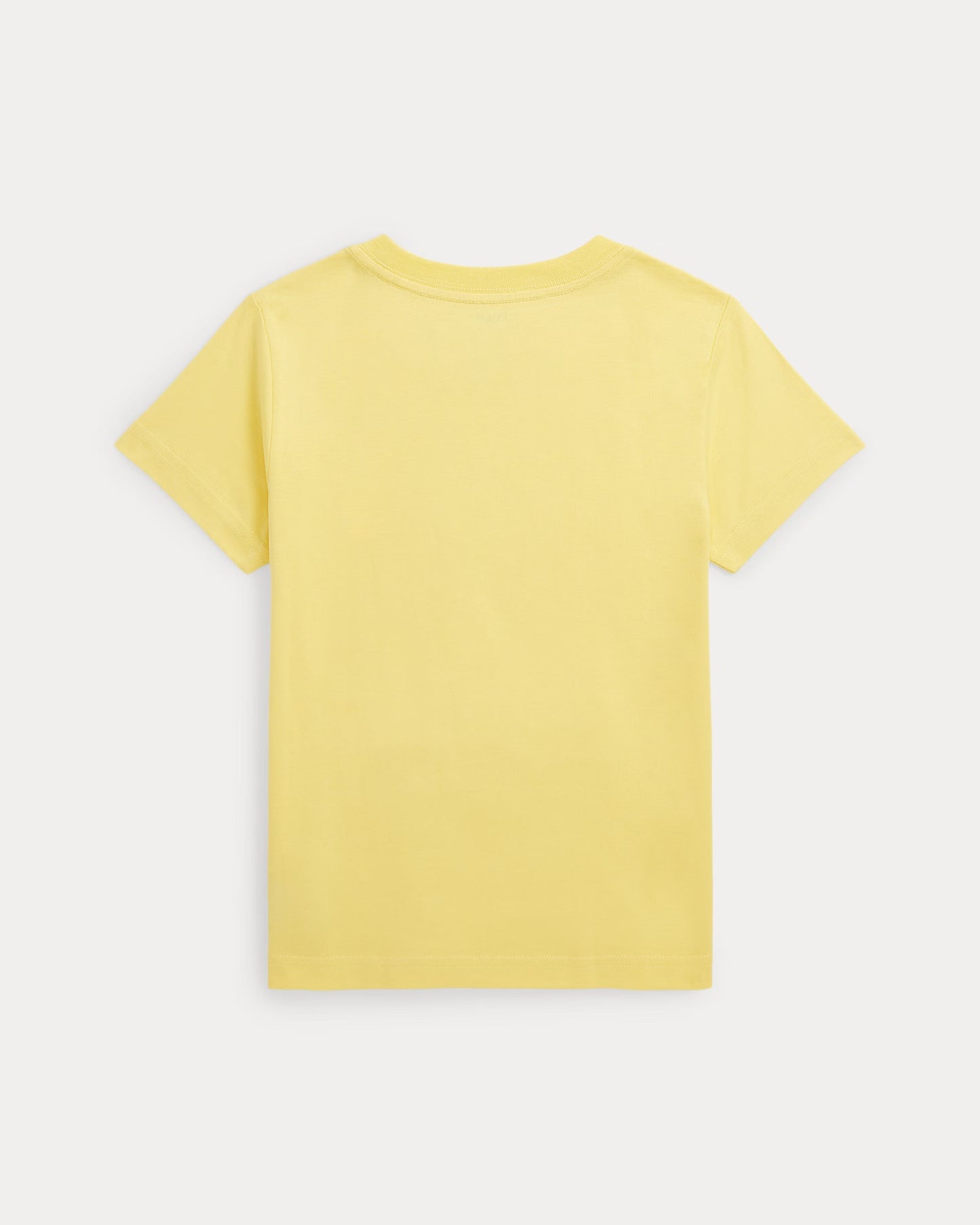 Polera con cuello amarillo